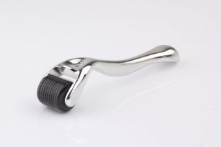 CDE4-1357E Derma Roller 540 Tytan 0,75mm SILVER Mikrokrążenie
